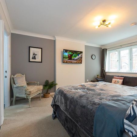 Airstays Apartment Wythenshawe Ngoại thất bức ảnh